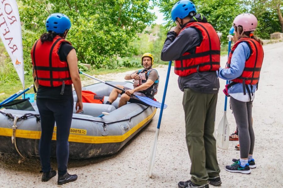 Rome: Tiber River Urban Rafting Tour with Roman Pizza - The First Float: Calm Sightseeing Past Castel Sant’Angelo