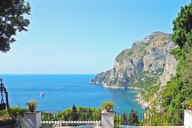 Rome to Pompeii, Sorrento & Capri: 2-Day South Italy Tour - Lunch at Pompeii: Included, but Don’t Expect a Food Festival