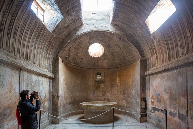 Rome to Pompeii, Sorrento & Capri: 2-Day South Italy Tour - Cost and Value: Is $972 Worth It for Only Two Days?