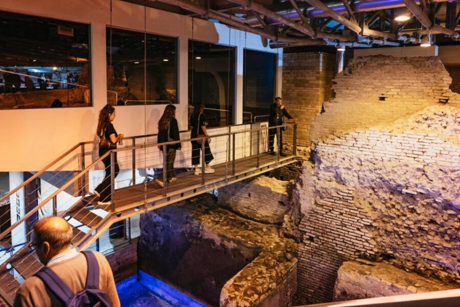 Rome: Trevi Fountain and Underground Guided Tour - How the 40 minutes actually feels in real life
