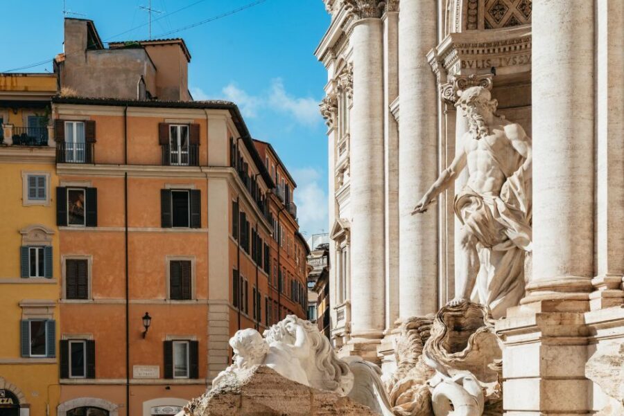 Rome: Trevi Fountain and Underground Guided Tour - Guides, pace, and Q&A: what tends to make it work
