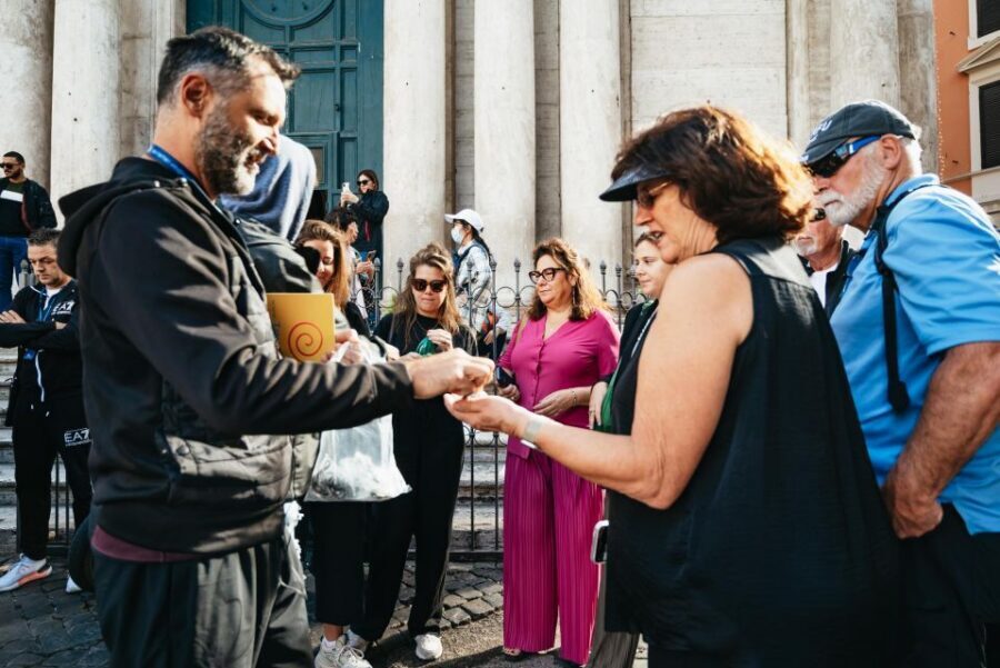 Rome: Trevi Fountain and Underground Guided Tour - Surface time at Trevi Fountain: art, myths, and practical viewing