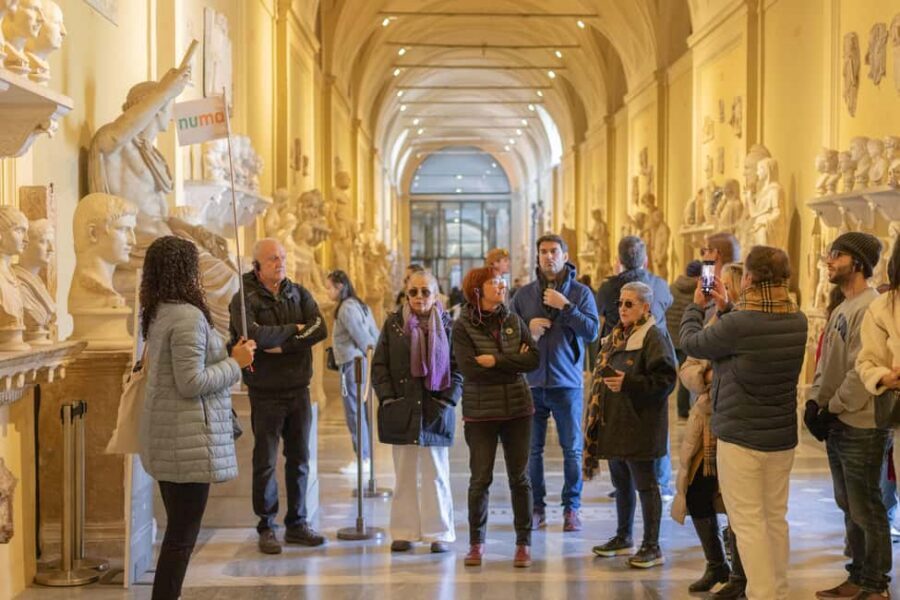 Rome: Vatican Museums, Sistine Chapel, and Basilica Tour - Pine Cone Courtyard and the Pigna Fountain: the calm before the crowd