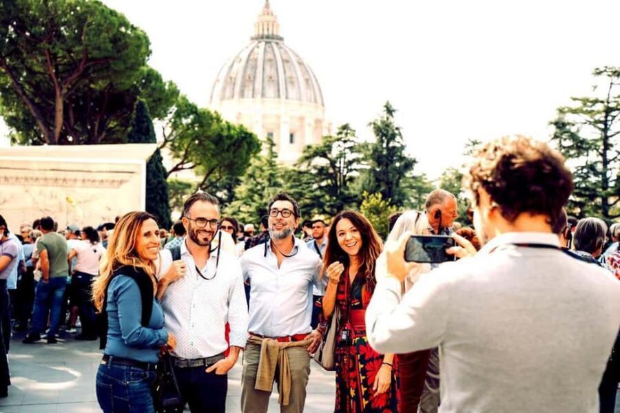 Rome: Vatican & Sistine Chapel Tour + Optional Colosseum - Vatican Museums route: how the highlights stay readable