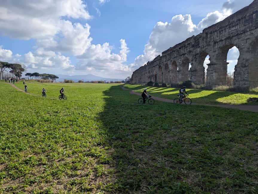 Rome:Appian Way E-bike Tour, Catacombs, Aqueducts & Transfer - Getting started: Aventine meetup and a smooth transfer out of town