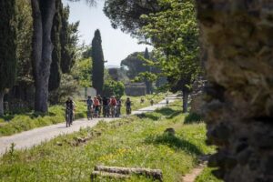 Rome:Appian Way E-bike Tour with Catacombs, Aqueducts & Food - The CUBE PRO 120 bikes: why full suspension is more than marketing