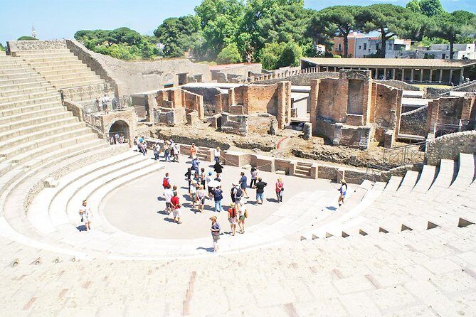 Skip the Line Guided Tour of Pompeii led by an Archaeologist - Pompeii’s Big Story at the Archaeological Park: Ash, Pumice, and Sudden Time