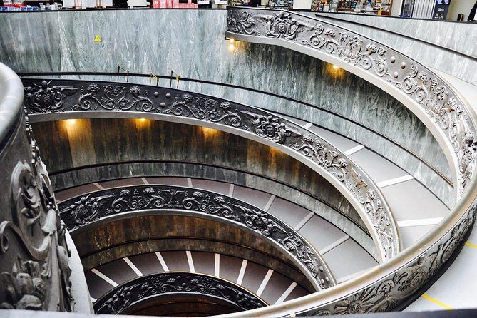 Skip the Line: Small Group Vatican & Sistine + Basilica Option - Small group size, guides, and the crowd factor