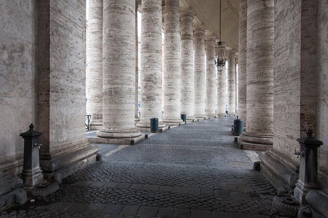 Skip the Line Tour: Vatican Museums and Sistine Chapel - Pace, crowds, and what to pack for a 3-hour loop