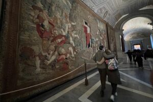 Skip the Line: Vatican Museum, Sistine Chapel & Optional Basilica - Vatican Museums Route: Pinecone Courtyard and Pio Clementino