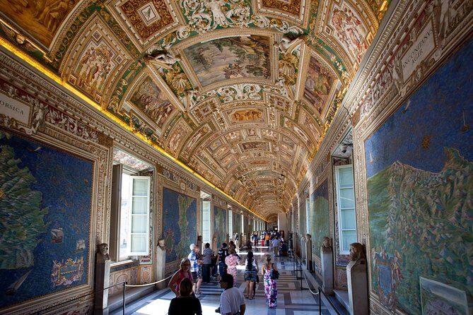 Skip the Line Vatican, Sistine Chapel and Basilica Guided Tour - What the “expert guide” format actually changes