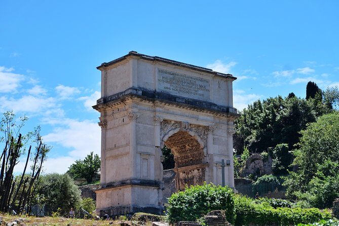 Small Group Colosseum, Roman Forum & Palatine Hill Tour - Guide style: what you can expect from live storytelling