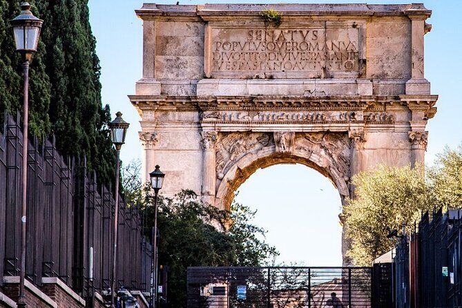Small Group Tour: Colosseum & Roman Forum with Arena Floor Access - Colosseum Entry and the Arena Floor Experience