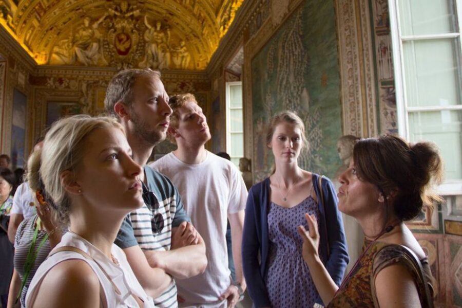 Vatican: Early Entry to Museums, Sistine Chapel & St Peter's - St. Peter’s Basilica: a quick guided taste, then your own time