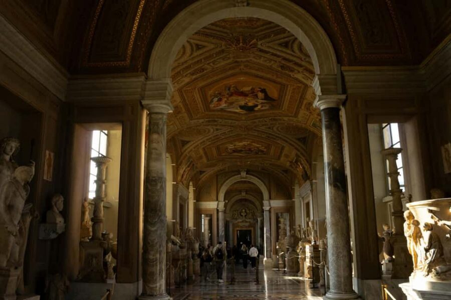 Vatican Museums & Sistine Chapel Skip-the-Line Guided Tour - What the Guide Actually Adds (Besides Facts)