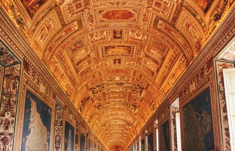 Vatican Museums, Sistine Chapel & St. Peter's Square Tour - Pio Clementino Hall and the Belvedere Courtyard: Where Ancient Art Gets Drama