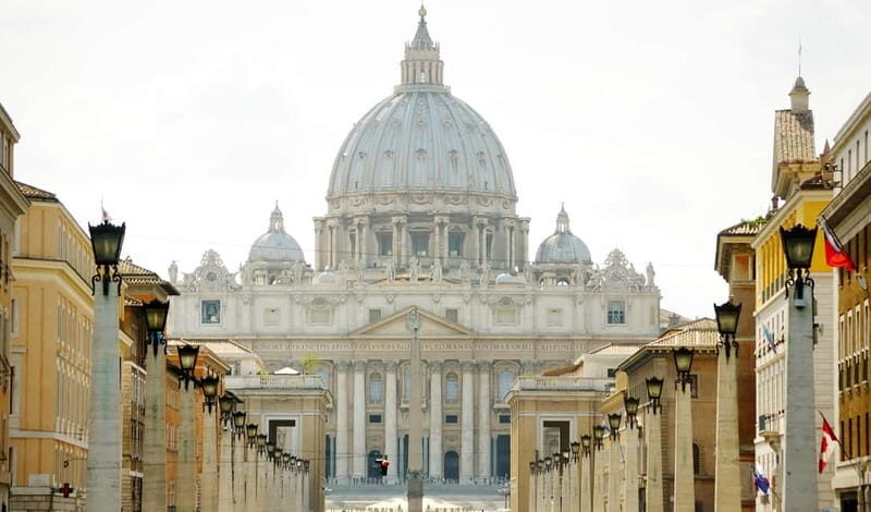Vatican Museums, Sistine Chapel & St. Peter's Square Tour - Practical Stuff: Clothing Rules, Stairs, and Keeping Up