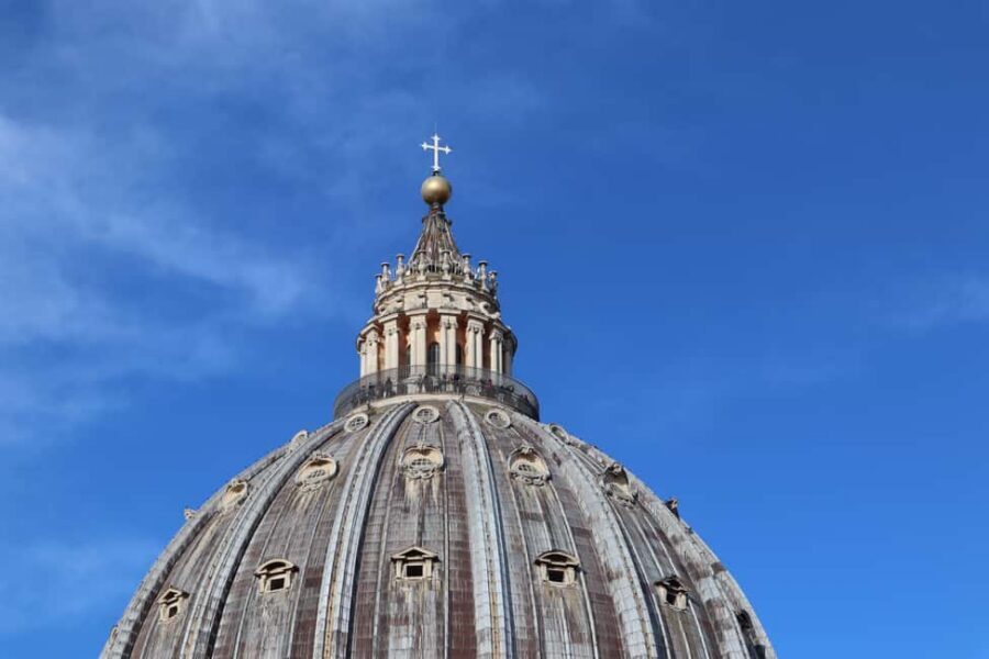 Vatican: St. Peter’s Basilica & Dome Ticket with Audioguide - St. Peter’s Basilica interior: art and architecture with your audio in control