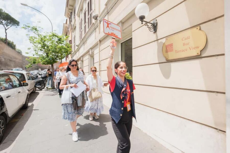 Vatican: Vatican Museums Sistine Chapel Skip-the-Line Ticket - Clothing and ID rules: the stuff that can stop you at the door