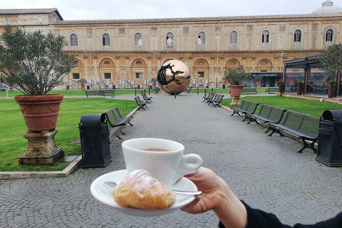 VIP Vatican Breakfast and Guided Tour with Sistine Chapel Access - Sistine Chapel time: stunning, and also short on purpose