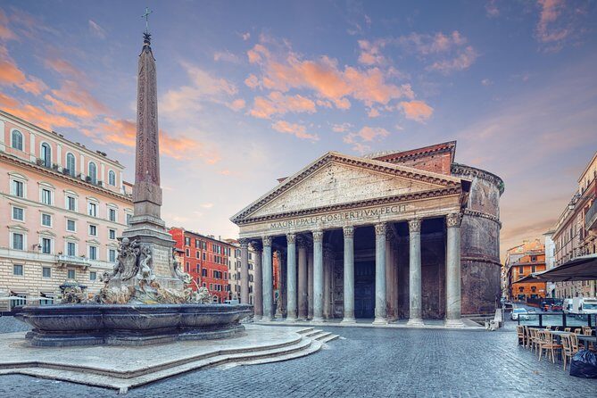Walking Guided Tour and Rome's Iconic Temple Pantheon Entrance - Piazza Navona to Pantheon in about an hour