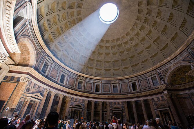 Walking Guided Tour and Rome's Iconic Temple Pantheon Entrance - Guides who make the difference (and why it shows)